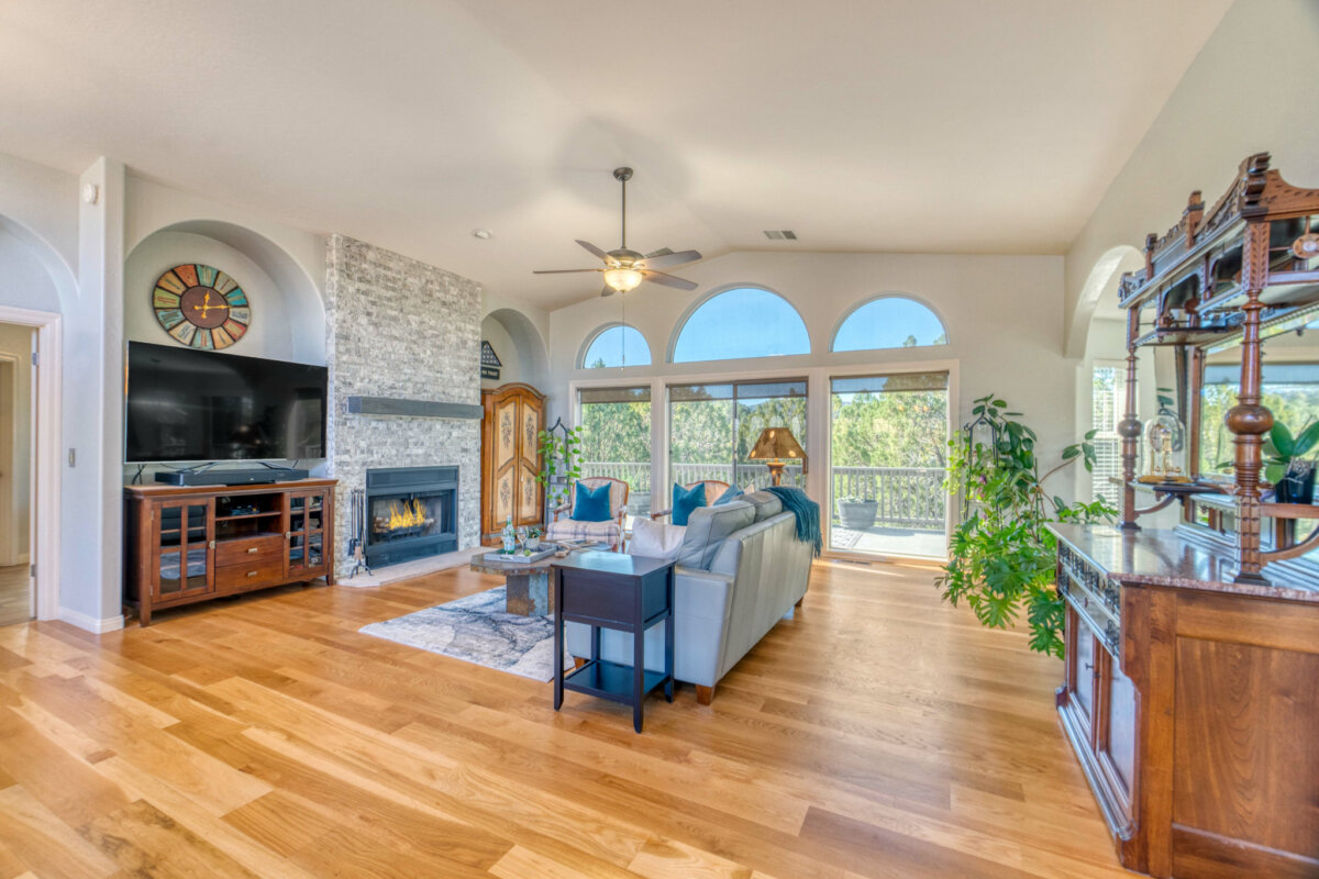 Common Title Issues Found in Dearborn Homes